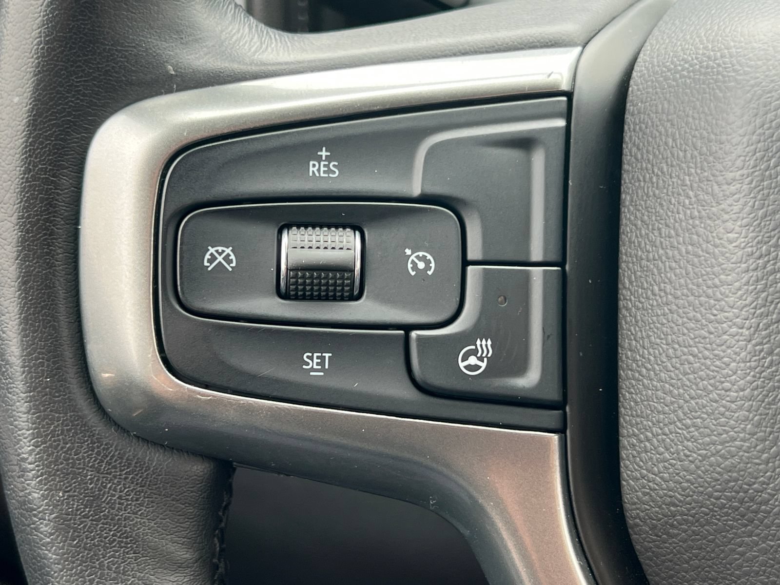 Certified 2020 Chevrolet Silverado 1500 RST w/ All-Star Edition AWD/4WD image 24