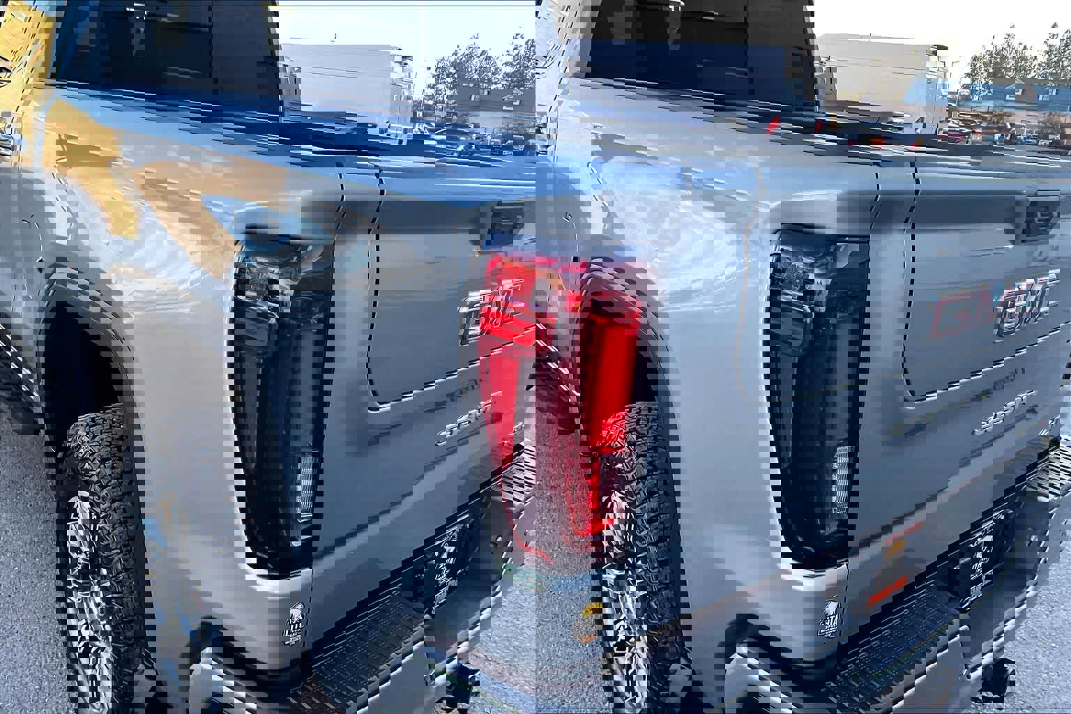 Used 2025 GMC Sierra 1500 AT4 w/ Technology Package image 32