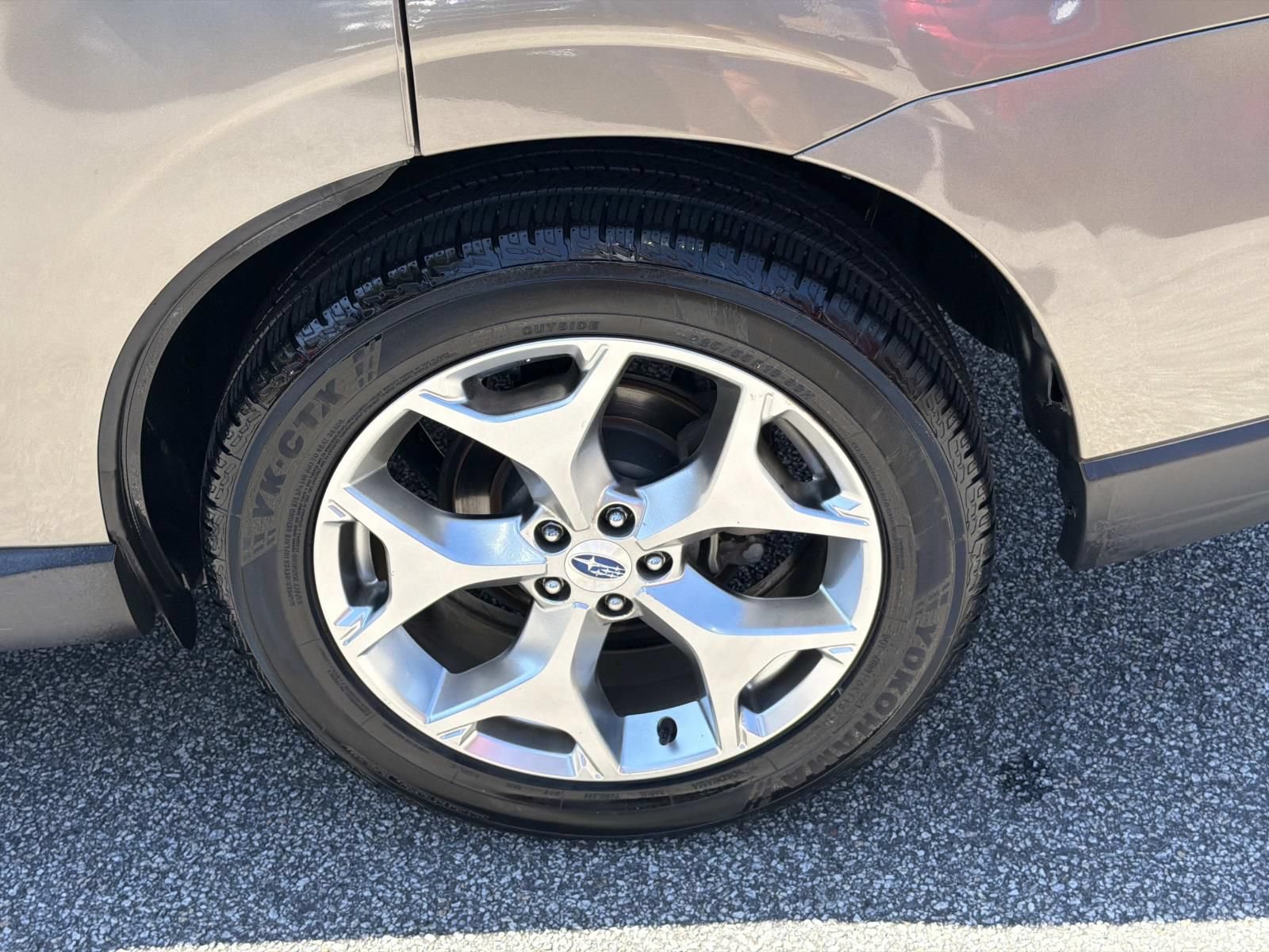 Used 2017 Subaru Forester 2.5i Touring AWD/4WD image 19