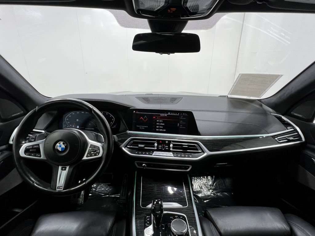 Used 2022 BMW X7 M50i w/ Cold Weather Package AWD/4WD image 22