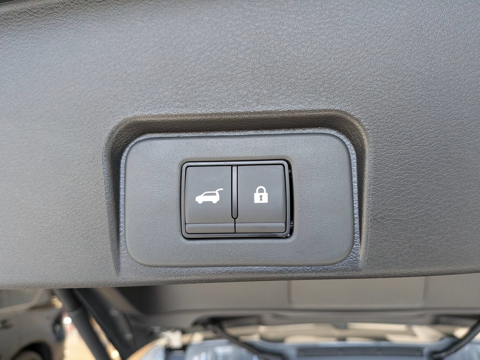 New 2026 Nissan Rogue SV w/ Rock Creek Premium Package AWD/4WD image 6