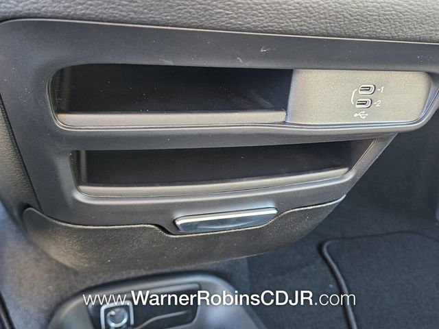 New 2026 Chrysler Pacifica Select image 24