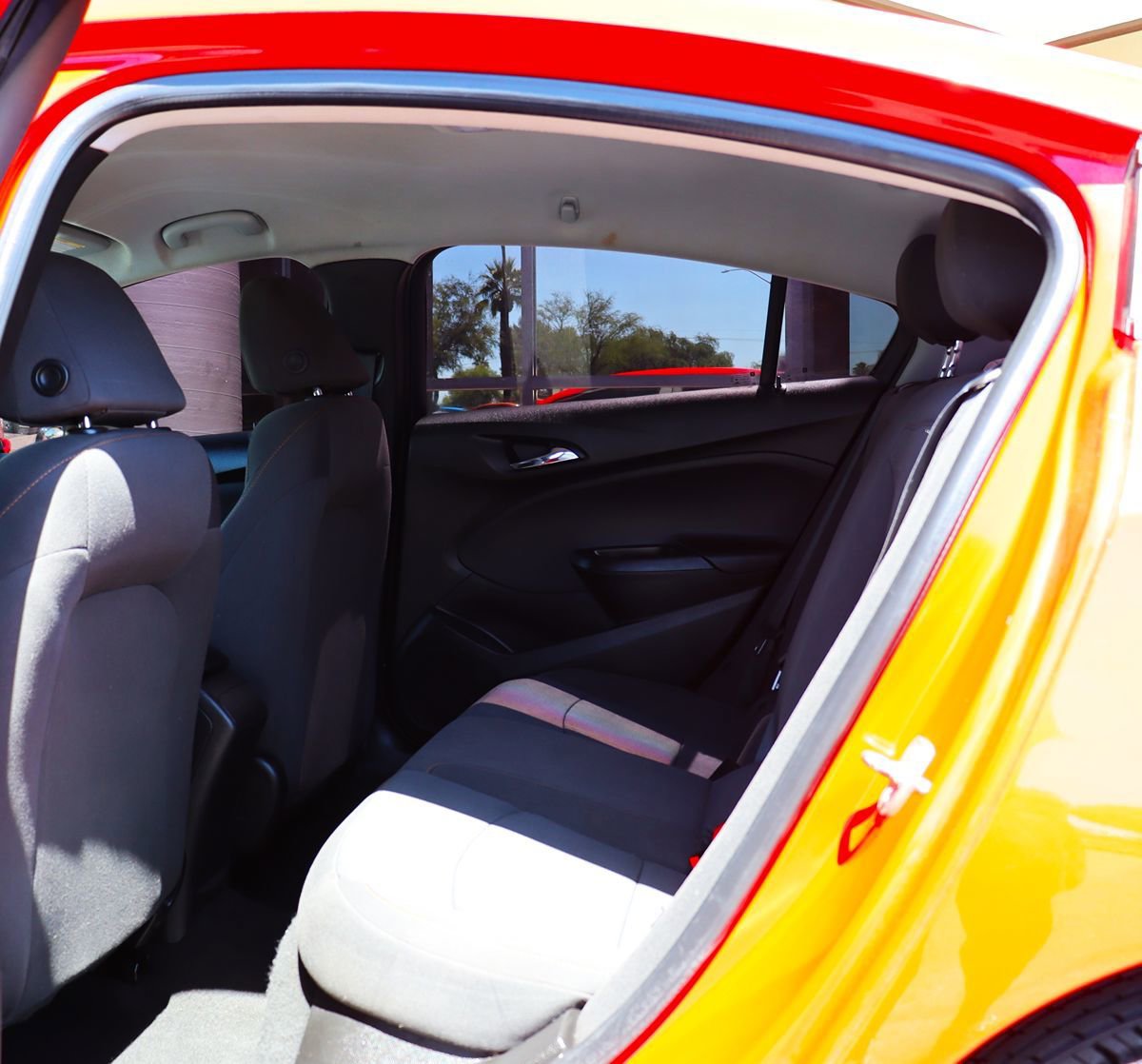 Used 2019 Chevrolet Cruze LS w/ LS Convenience Package FWD image 33