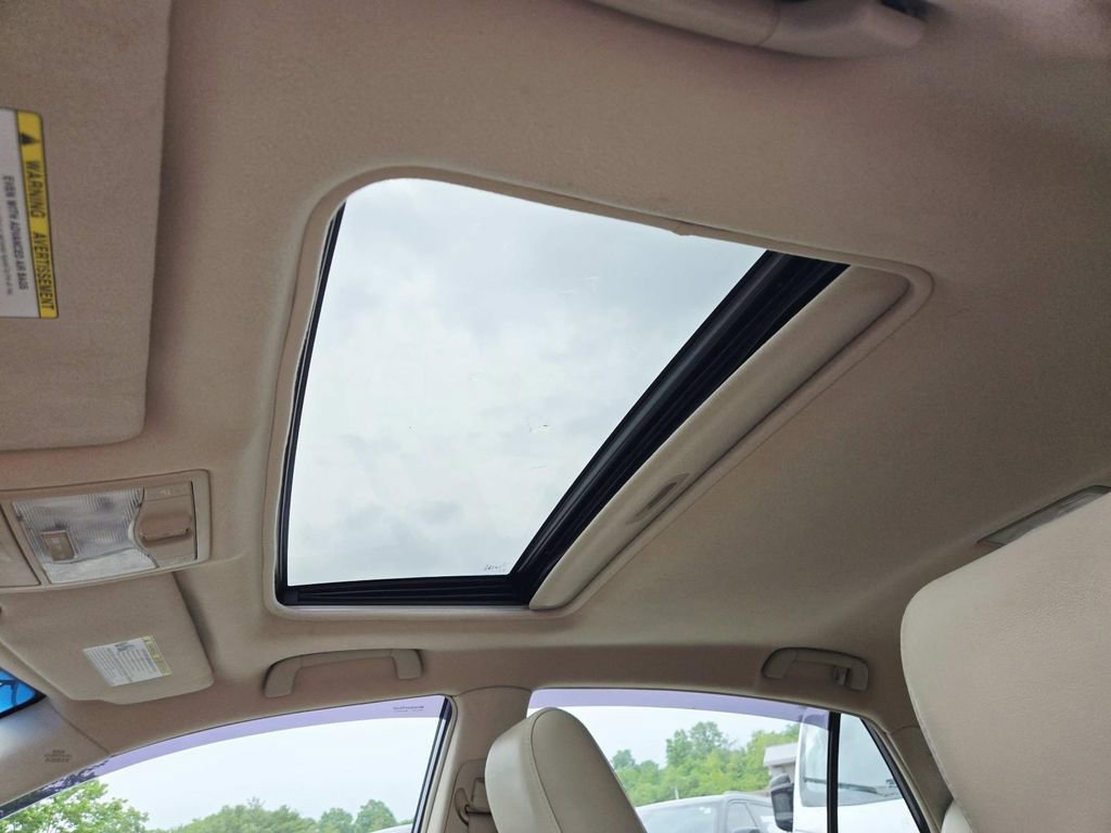 Used 2011 Toyota Avalon Limited FWD image 9