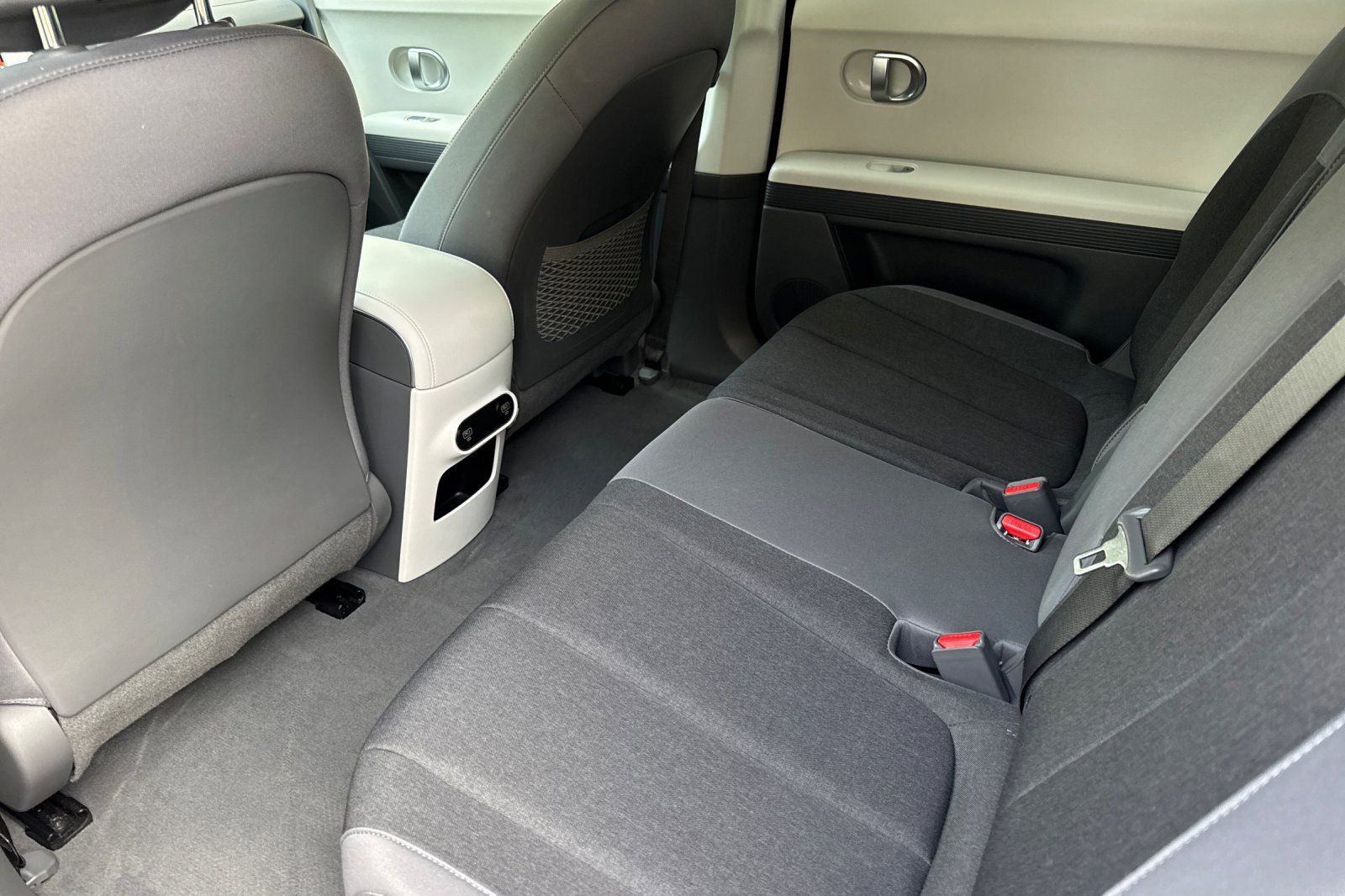 Used 2024 Hyundai Ioniq 5 SEL RWD image 13