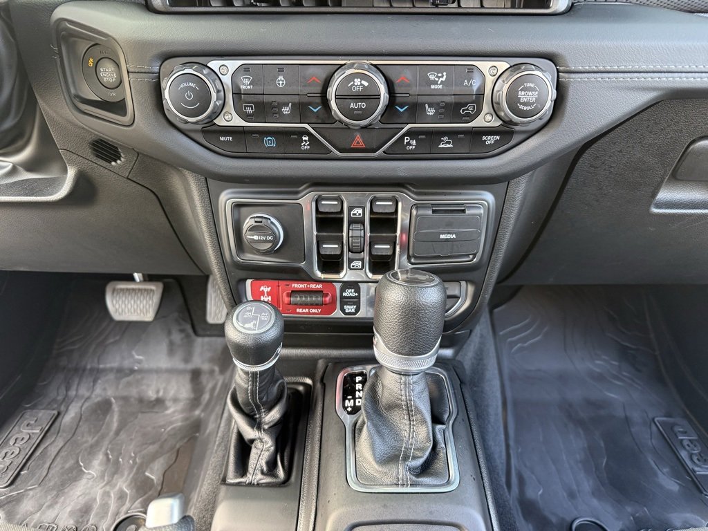 Used 2024 Jeep Wrangler Unlimited Rubicon 4xe w/ Safety Group image 31