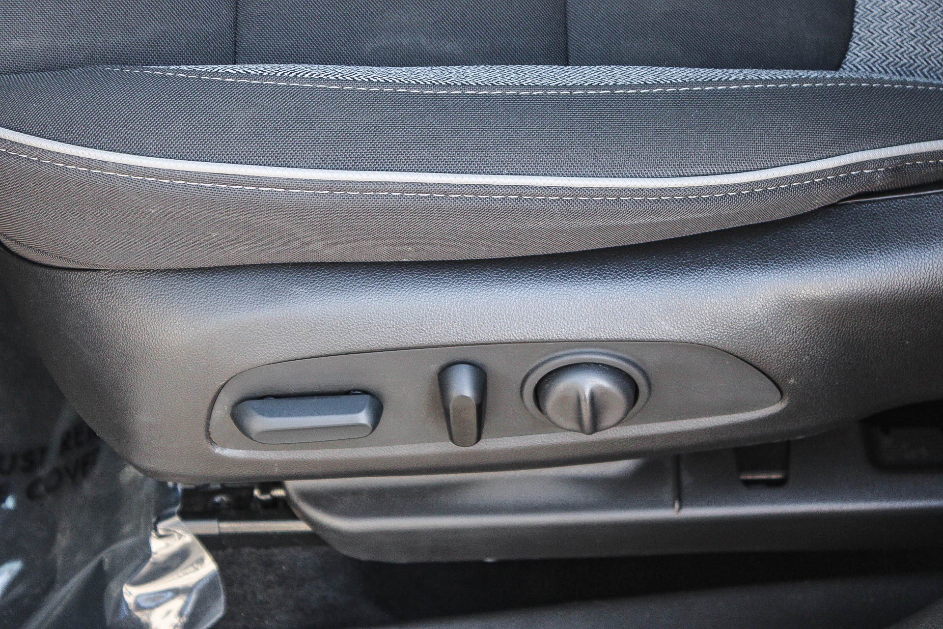 Used 2023 Chevrolet TrailBlazer LT image 23