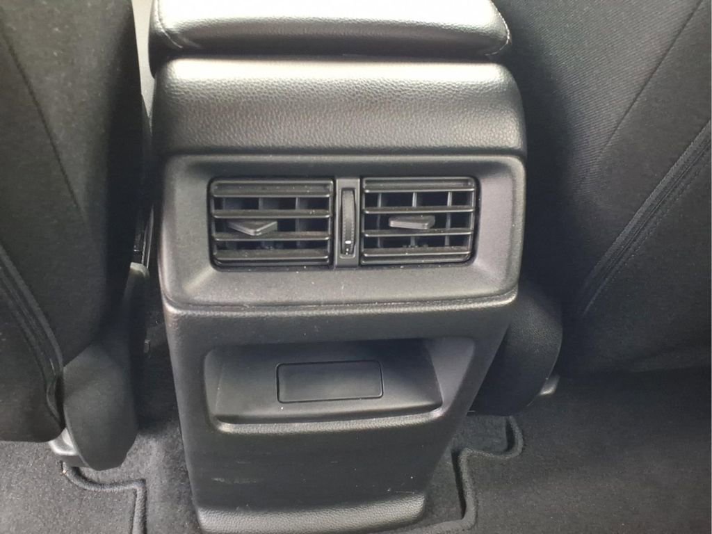 Used 2024 Honda CR-V LX image 18