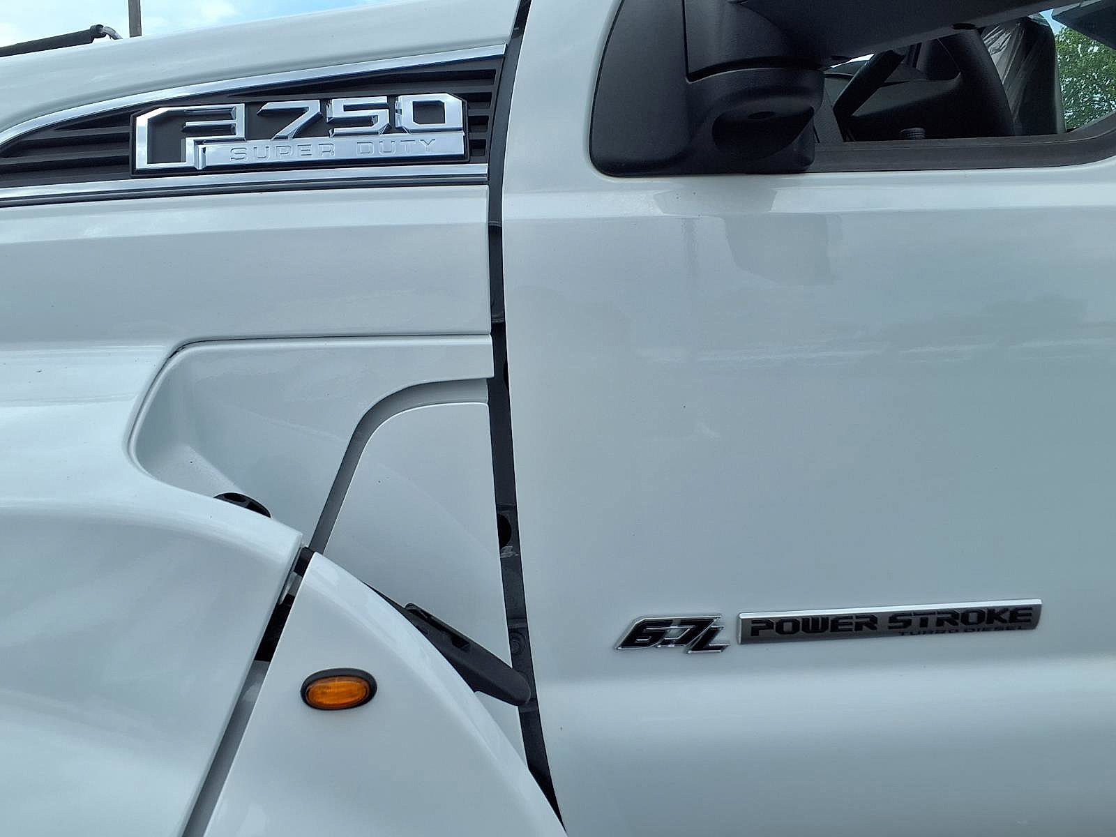 New 2027 Ford F750 2WD Regular Cab Super Duty image 13