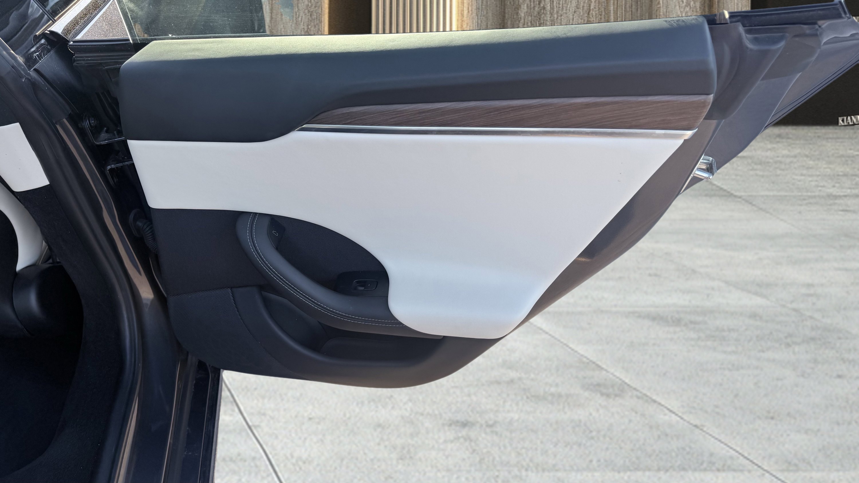 Used 2023 Tesla Model S image 34