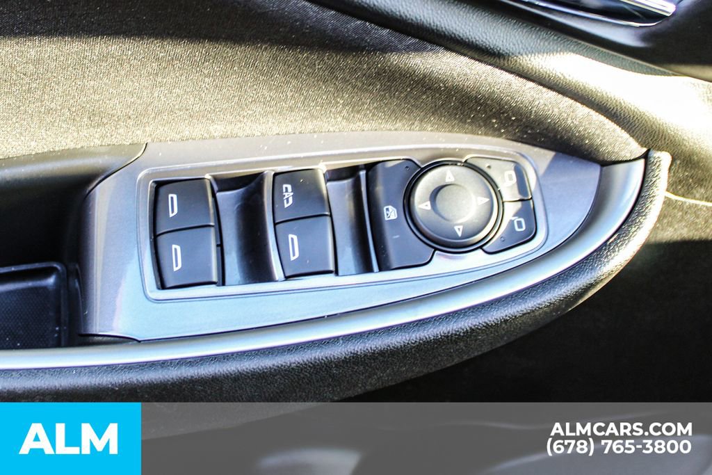 Used 2023 Chevrolet Malibu LT image 40