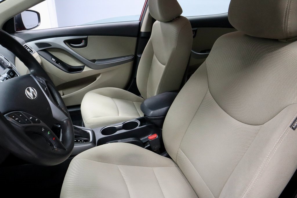 Used 2016 Hyundai Elantra SE w/ Option Group 02 image 24