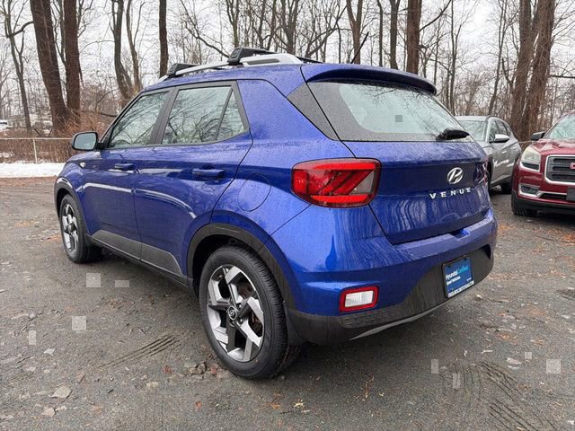 Certified 2023 Hyundai Venue Limited image 4