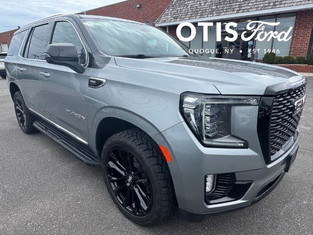 Used 2024 GMC Yukon SLT w/ SLT Luxury Package image 1