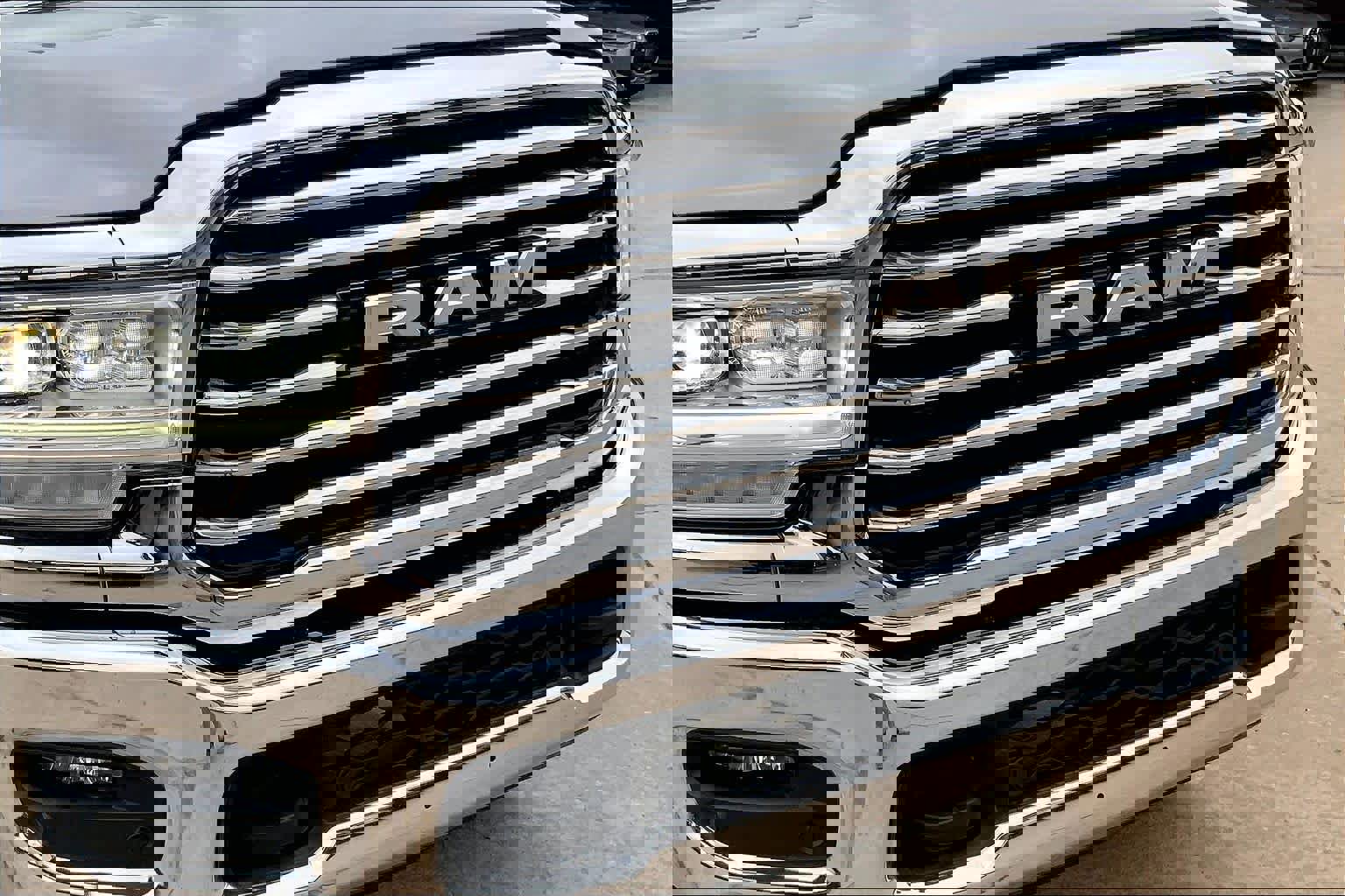 Used 2022 RAM 2500 Limited image 29