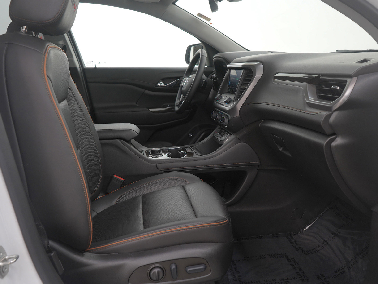 Used 2023 GMC Acadia AT4 w/ Technology Package image 14