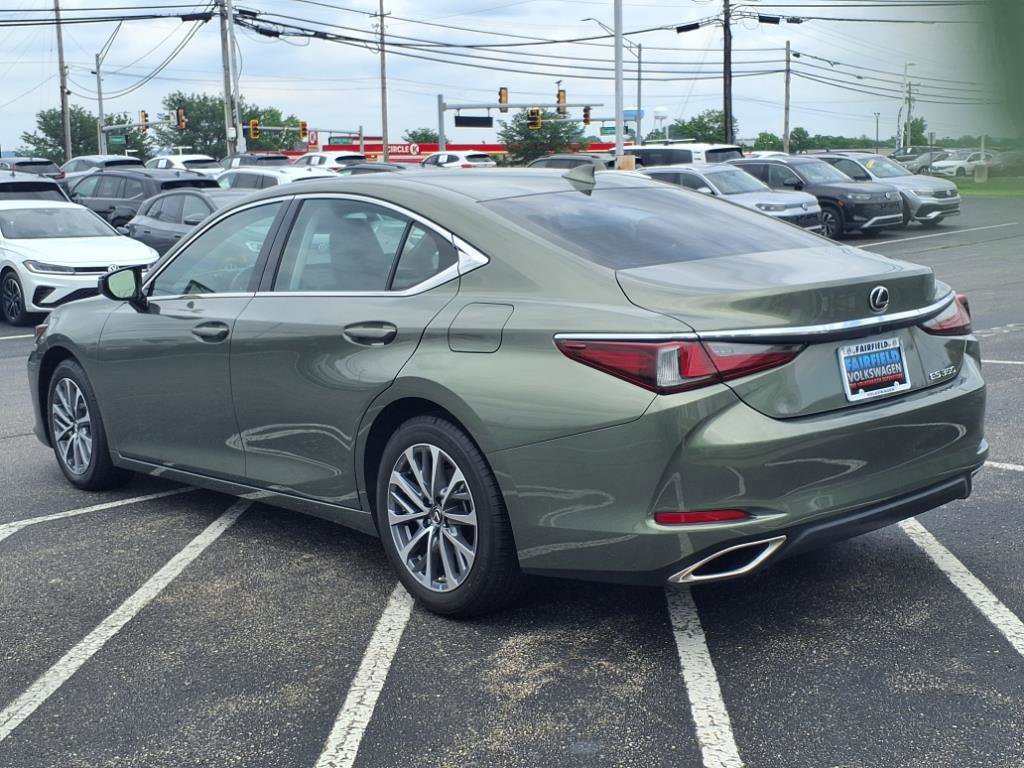 Used 2023 Lexus ES 350 w/ Accessory Package (Z2) image 5