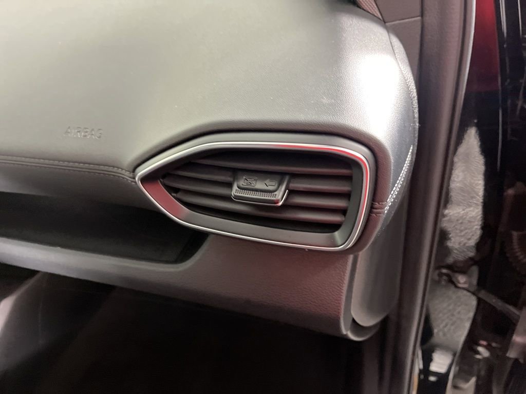 Used 2022 Hyundai Santa Fe SEL w/ Cargo Package image 18