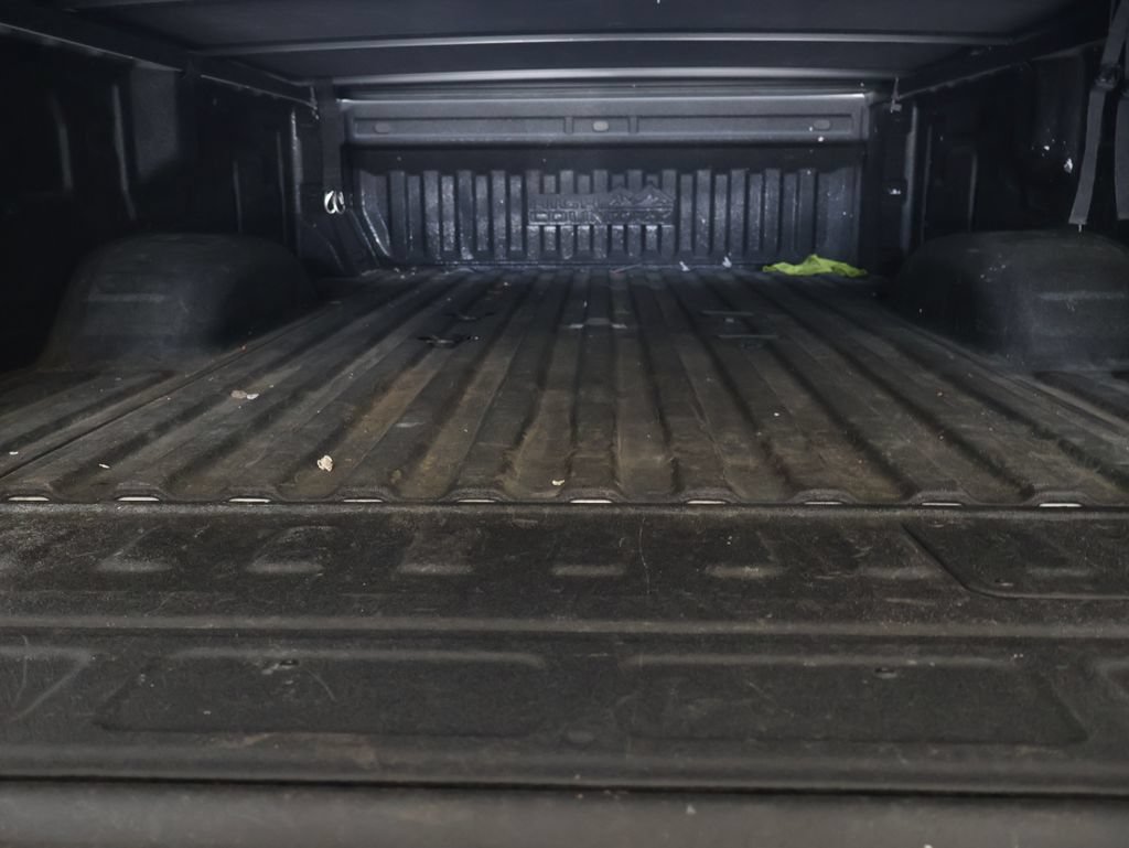 Used 2024 Chevrolet Silverado 3500 High Country w/ High Country Premium Package AWD/4WD image 13
