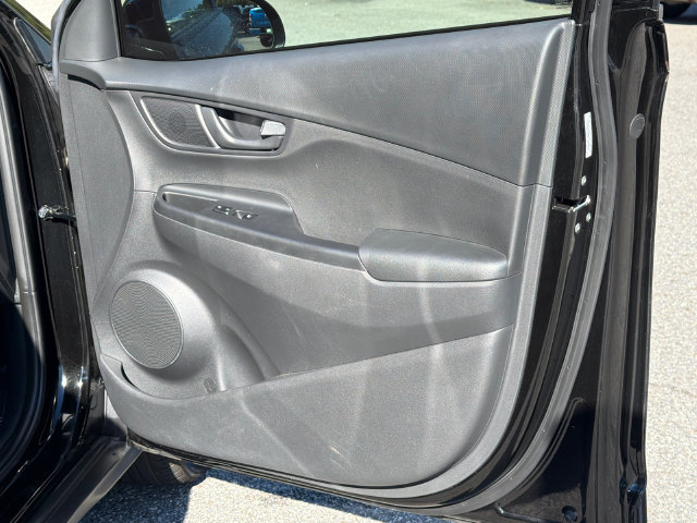 Used 2022 Hyundai Kona SEL FWD image 16