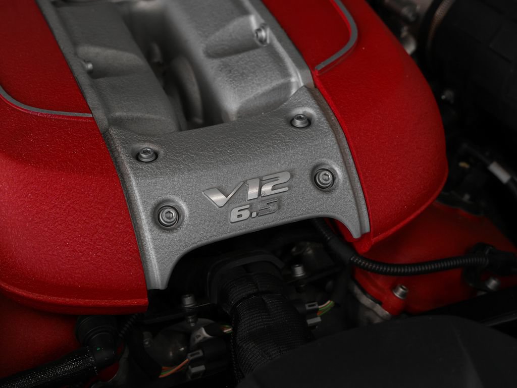 Certified 2021 Ferrari 812 GTS RWD image 17