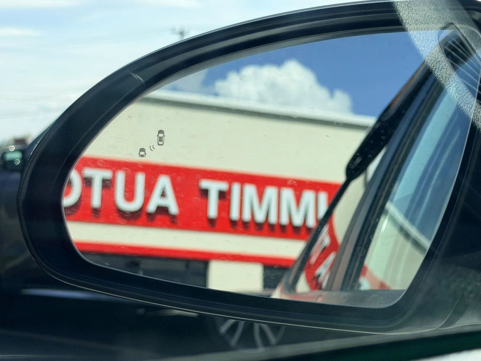 Used 2018 Kia Optima S FWD image 19