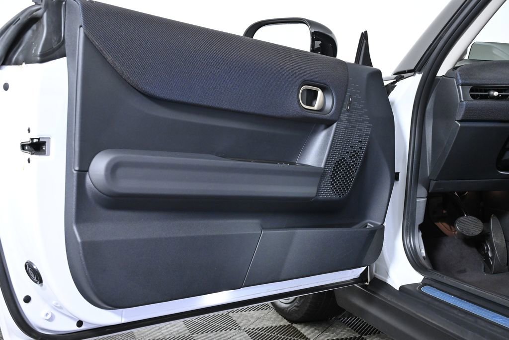 Certified 2025 MINI Cooper S image 29