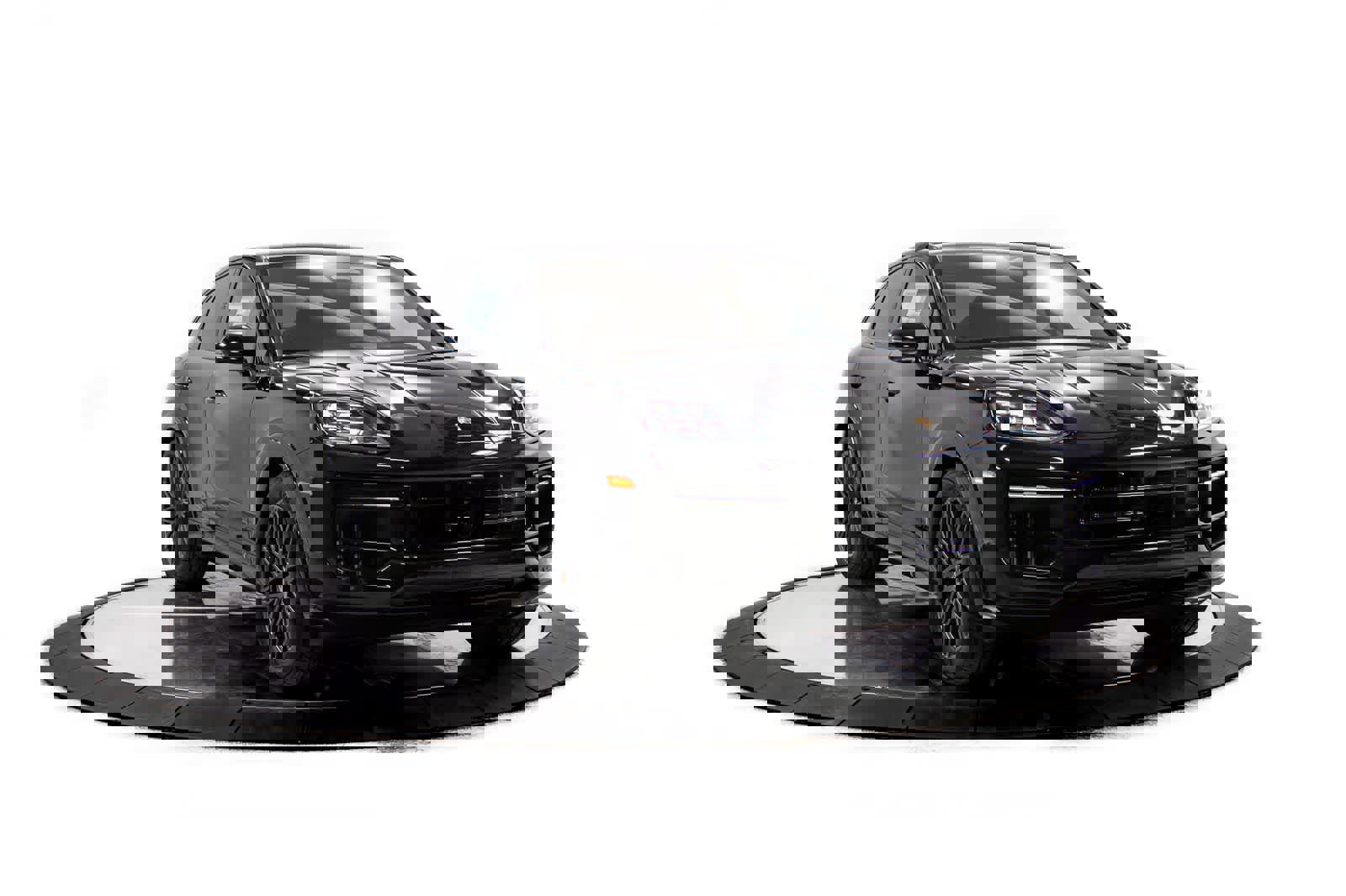 New 2026 Porsche Cayenne GTS AWD/4WD image 9