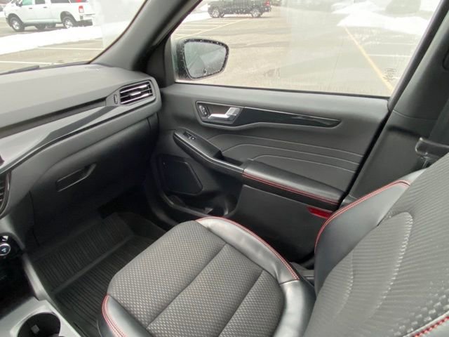 Used 2023 Ford Escape ST-Line w/ Tech Pack #1 image 27