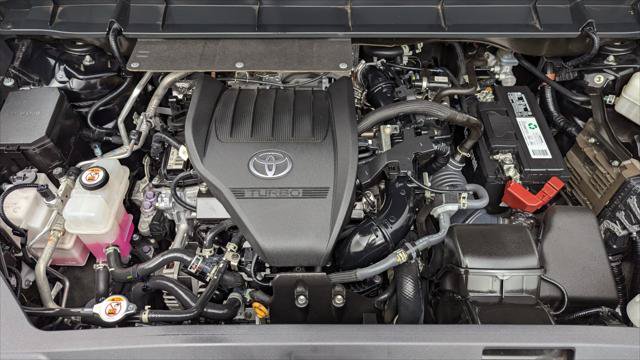 Used 2023 Toyota Highlander XSE FWD image 32