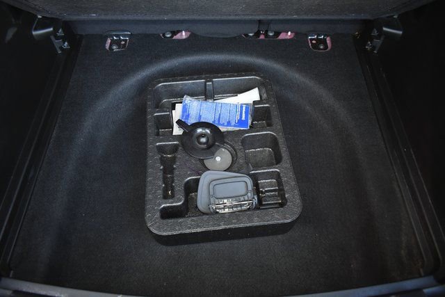 Used 2023 Jeep Compass Limited image 37