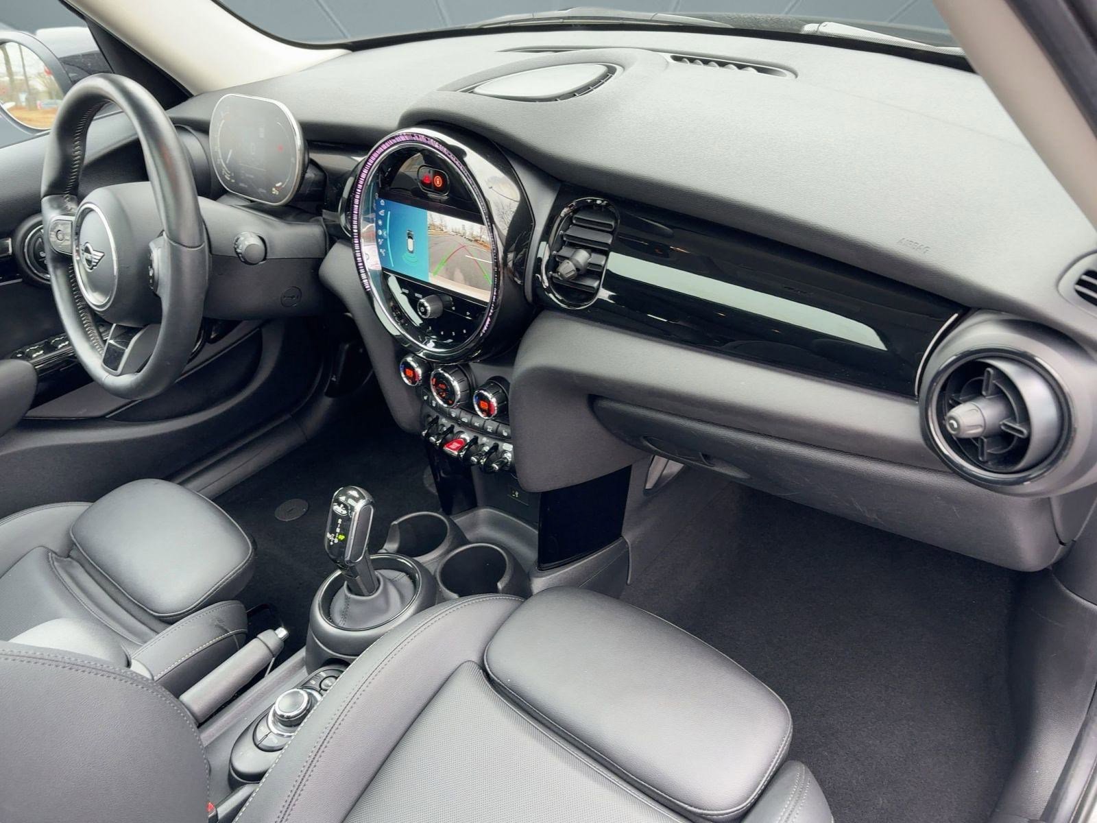 Used 2023 MINI Cooper S image 29