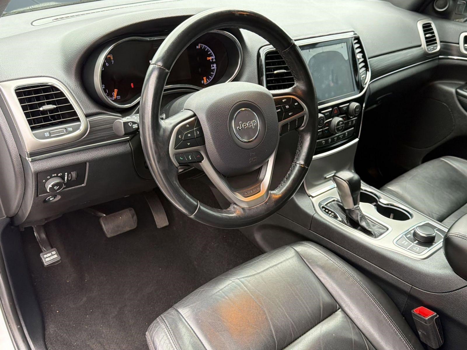 Used 2020 Jeep Grand Cherokee Limited AWD/4WD image 4