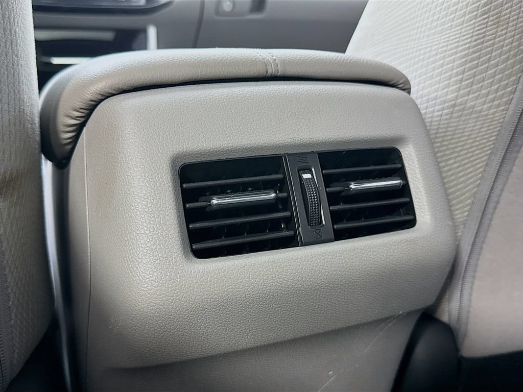 Used 2017 Honda Accord EX image 29