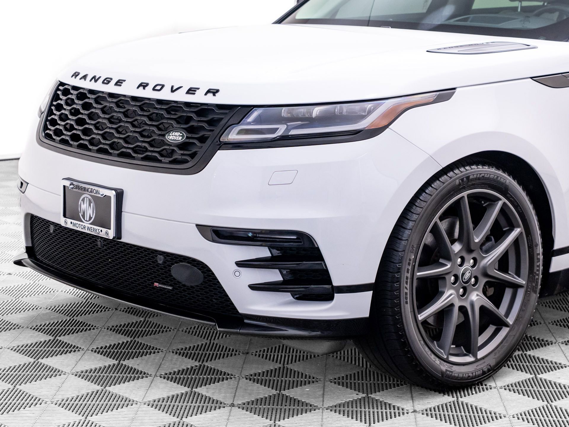 Used 2023 Land Rover Range Rover Velar R-Dynamic S AWD/4WD image 36