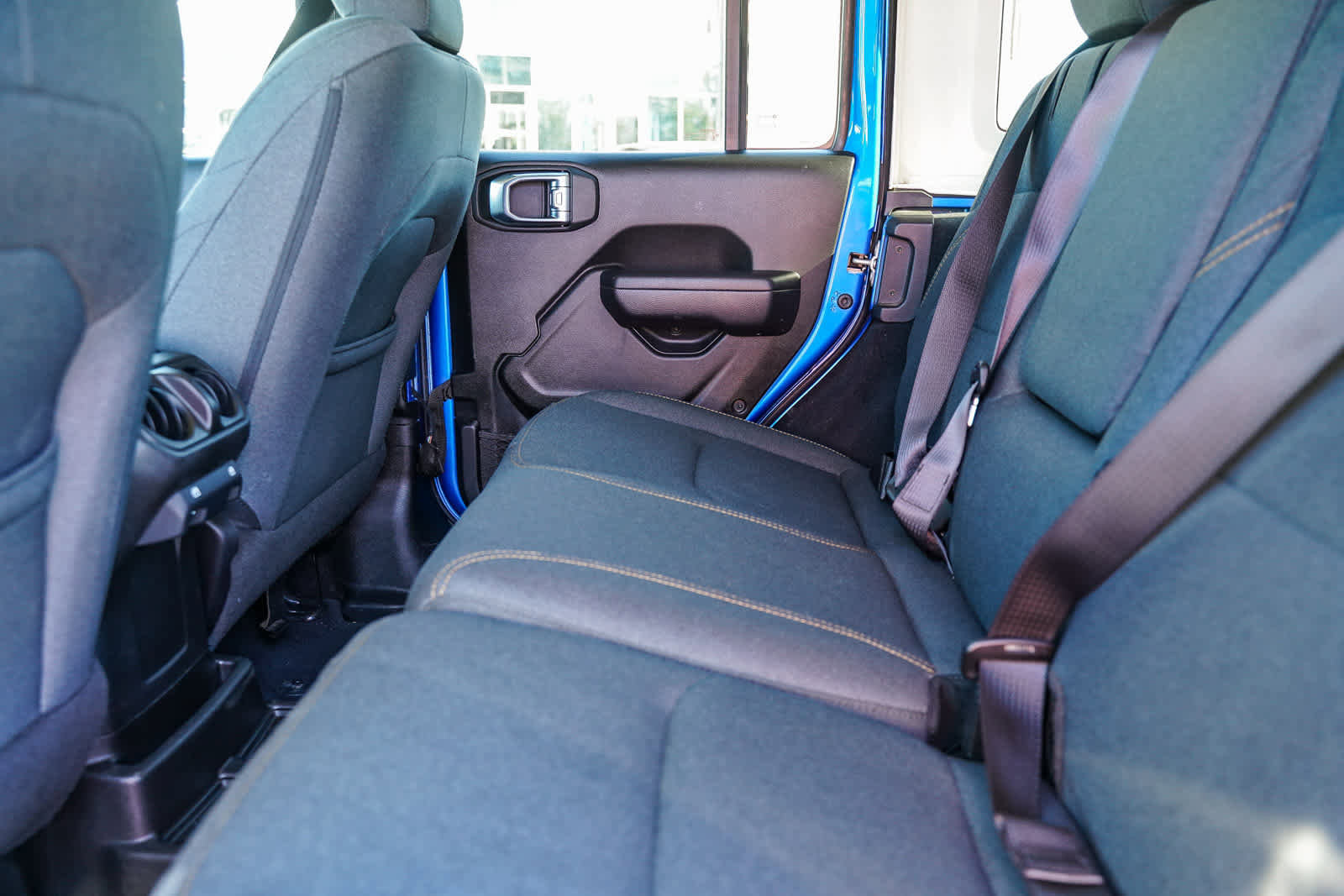 Used 2024 Jeep Wrangler Sport S image 18