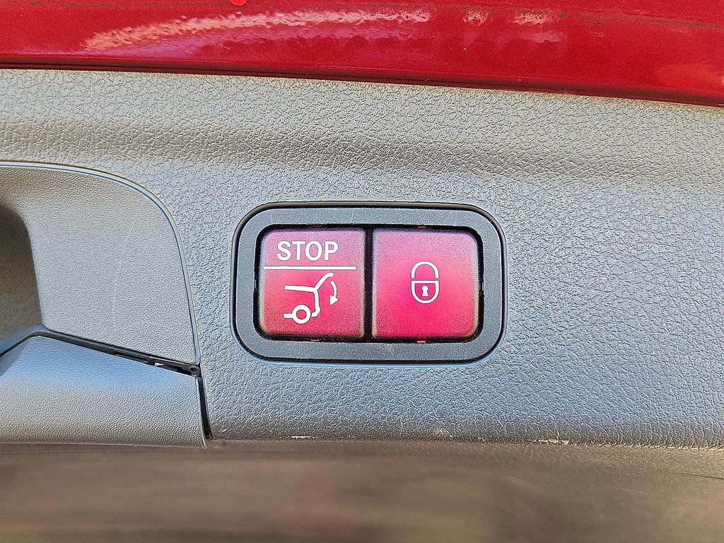 Used 2020 Mercedes-Benz GLE 350 4MATIC w/ Premium Package image 13