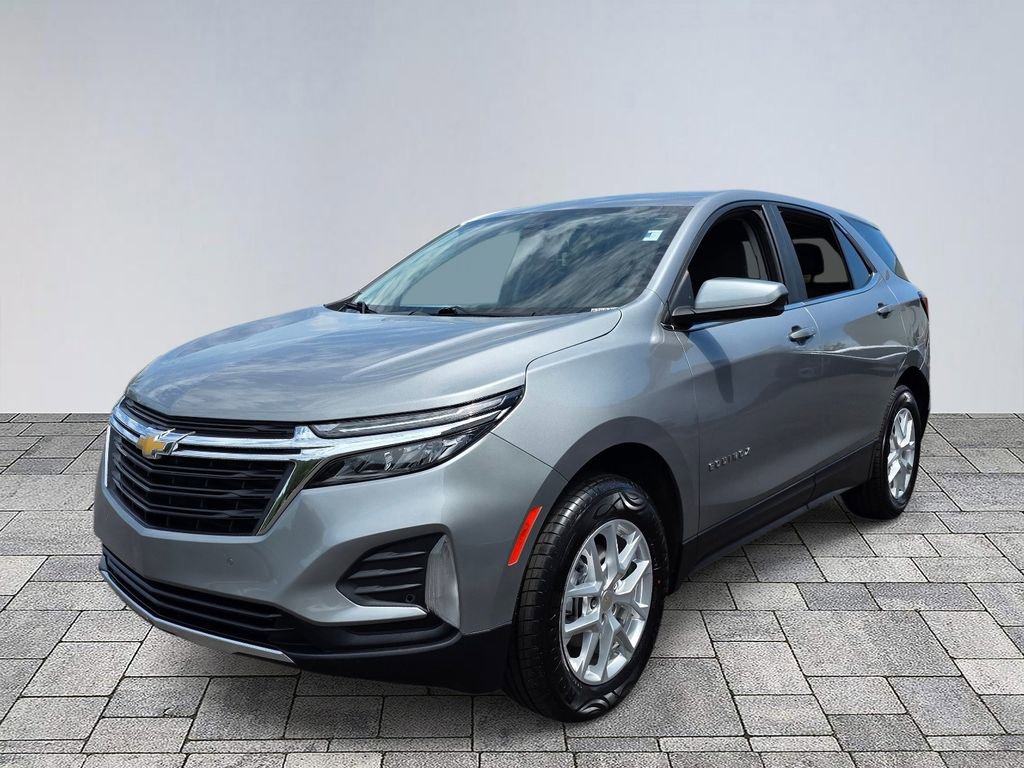Used 2024 Chevrolet Equinox LT image 3
