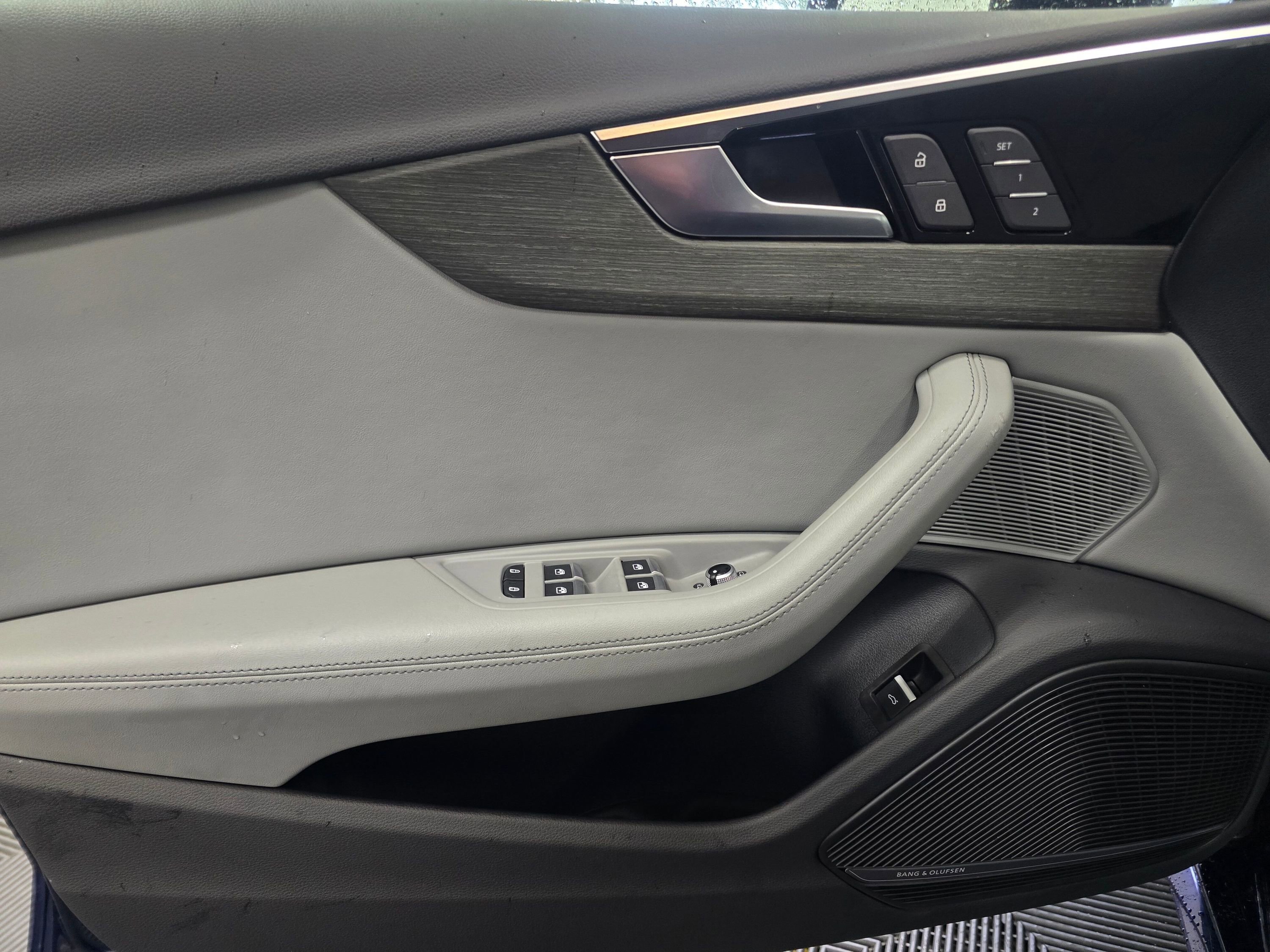 Used 2022 Audi A4 2.0T Premium Plus w/ Premium Plus Package image 35