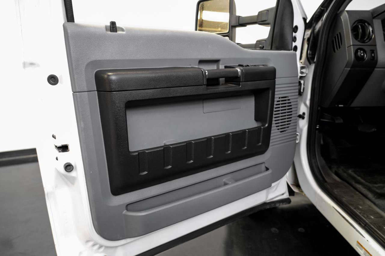 Used 2016 Ford F550 4x4 Crew Cab Super Duty image 35