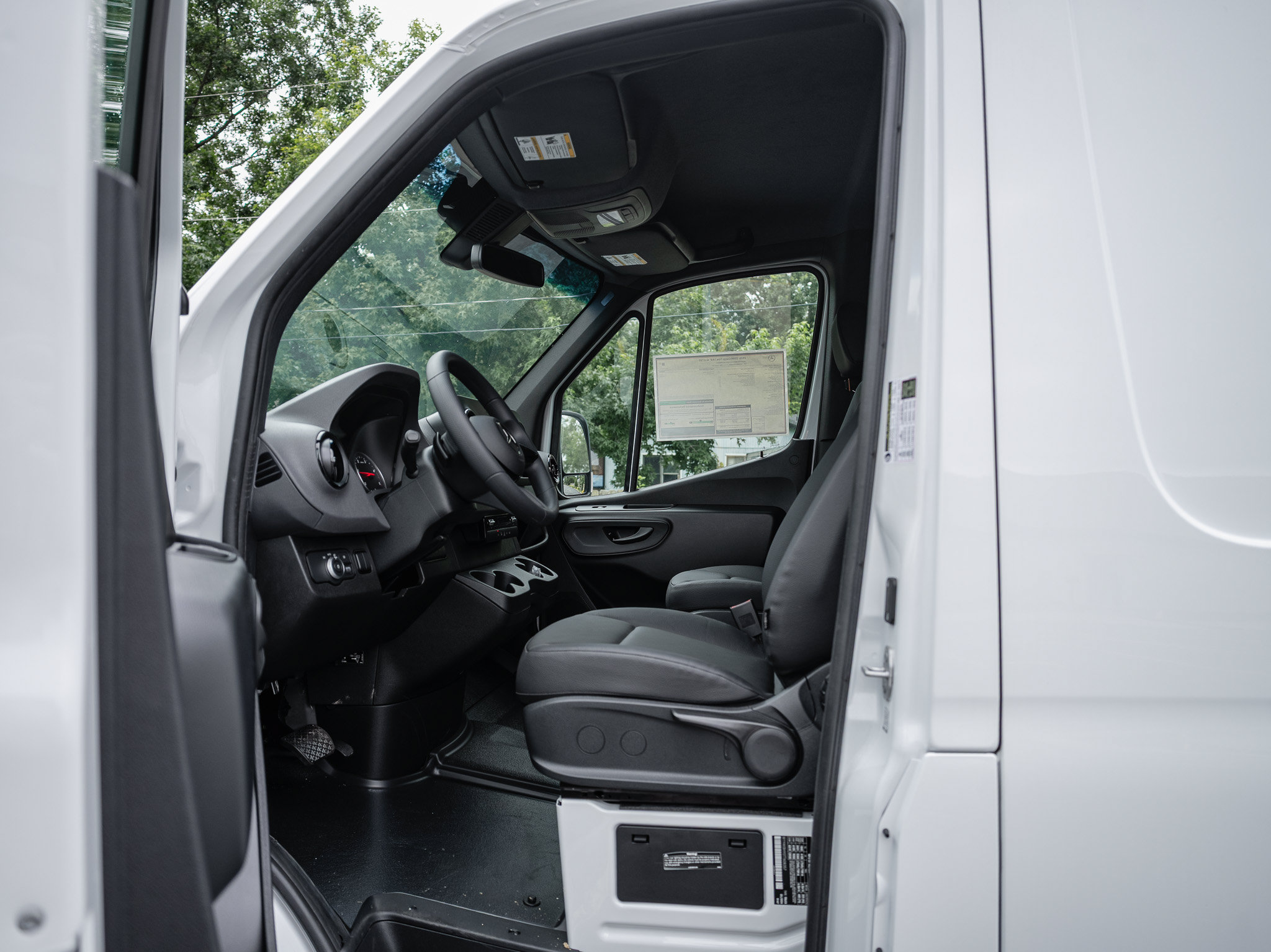 New 2026 Mercedes-Benz Sprinter 2500 image 18
