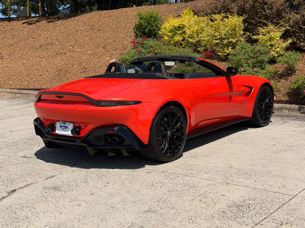 Used 2023 Aston Martin V8 Vantage Roadster RWD image 15