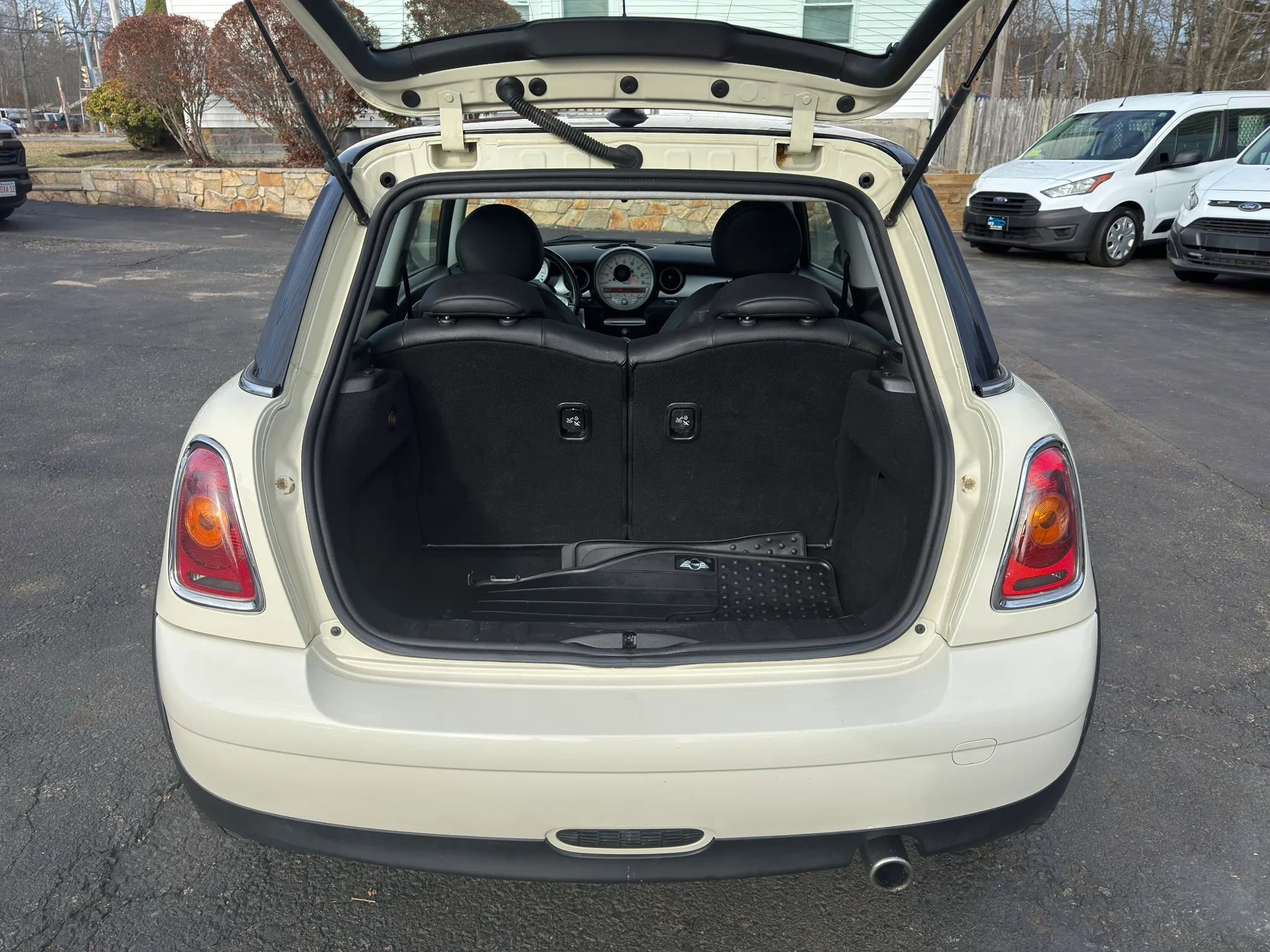 Used 2010 MINI Cooper Hardtop image 13