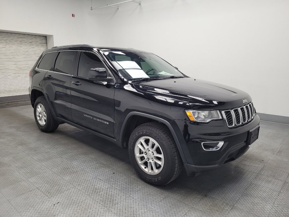 Used 2019 Jeep Grand Cherokee Laredo image 11