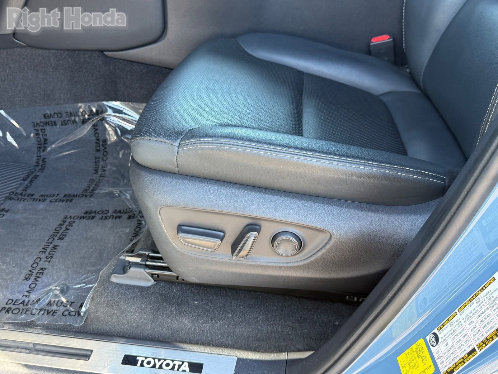 Used 2024 Toyota Land Cruiser image 14