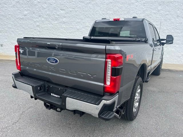 Used 2025 Ford F250 Lariat w/ Chrome Package image 8