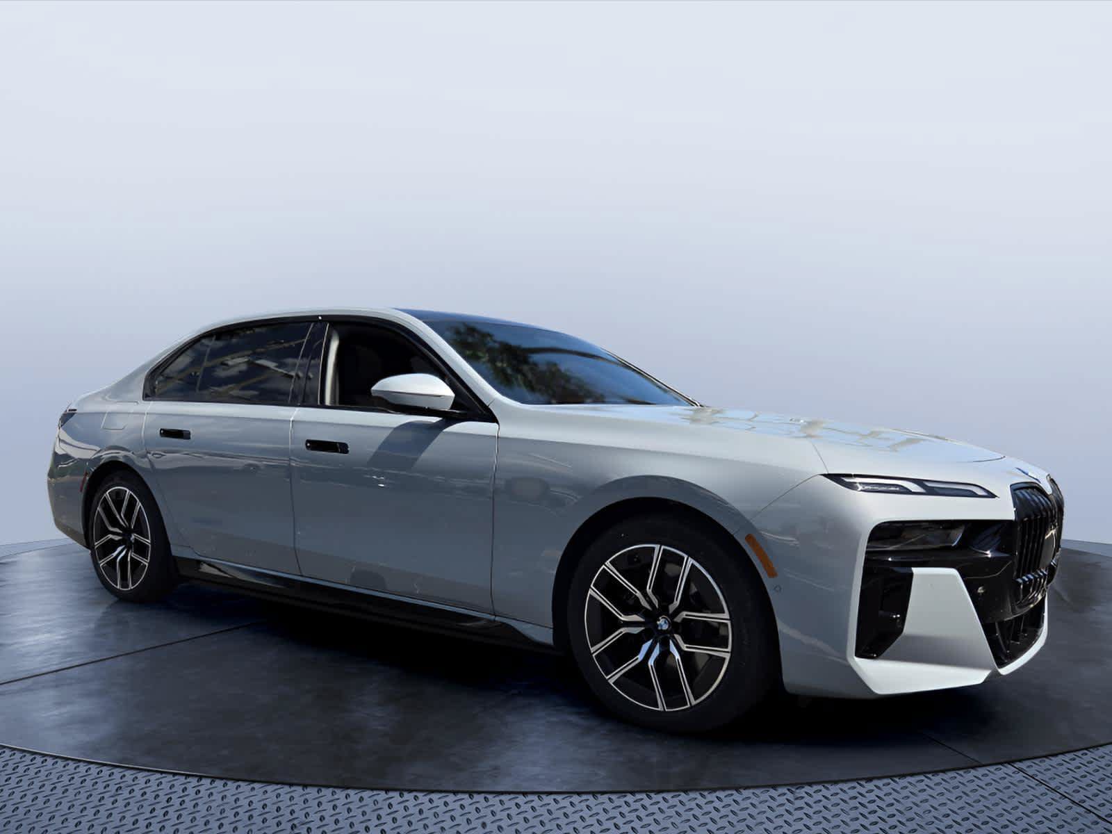Certified 2023 BMW i7 xDrive60 AWD/4WD video 1