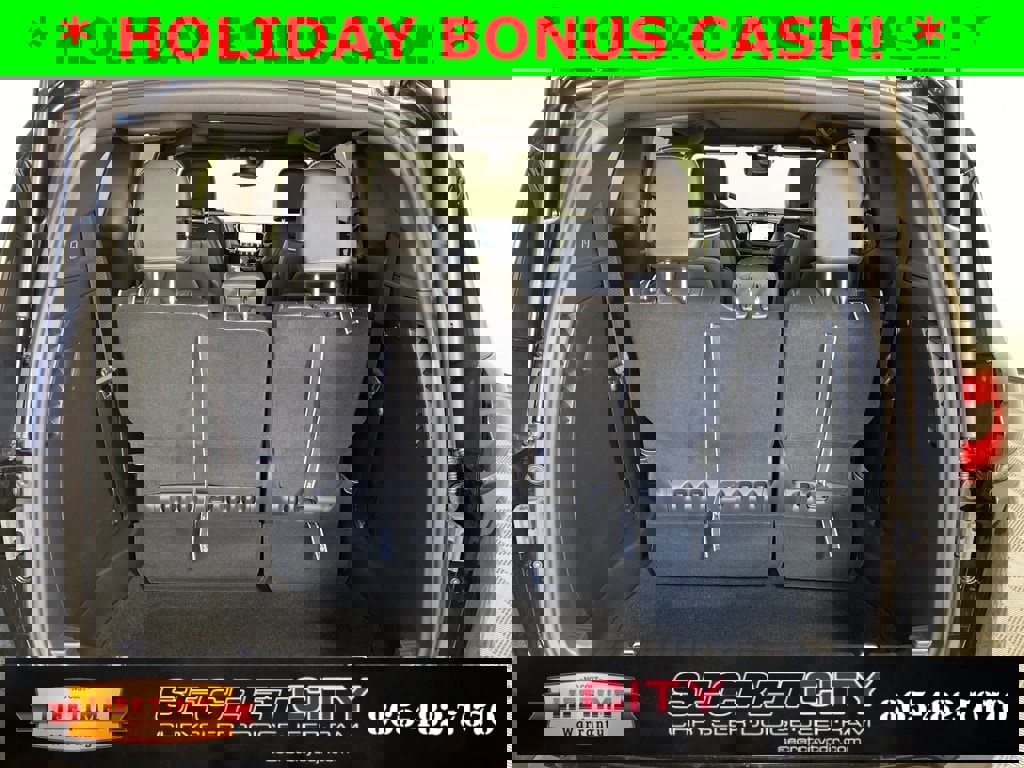 New 2026 Chrysler Pacifica Limited w/ S Appearance Package image 32