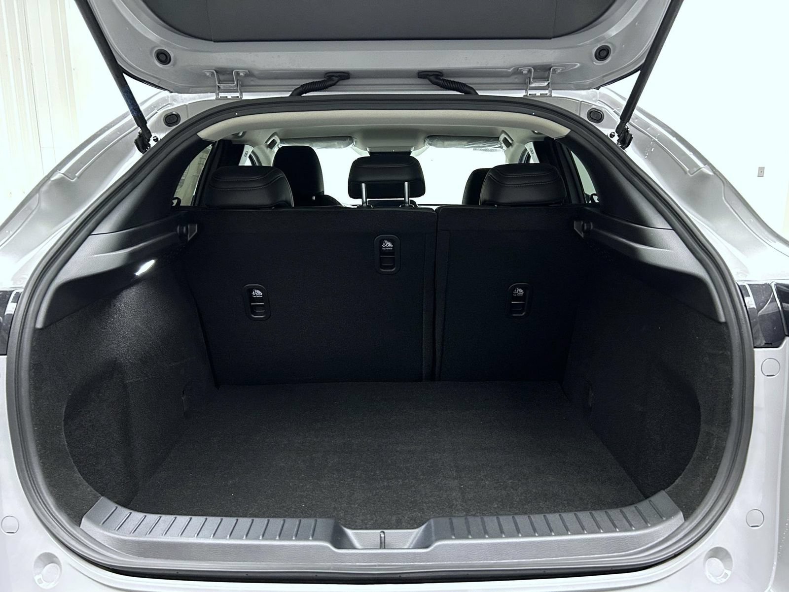 New 2026 MAZDA CX-30 AWD 2.5 S w/ Select Sport Pkg image 22