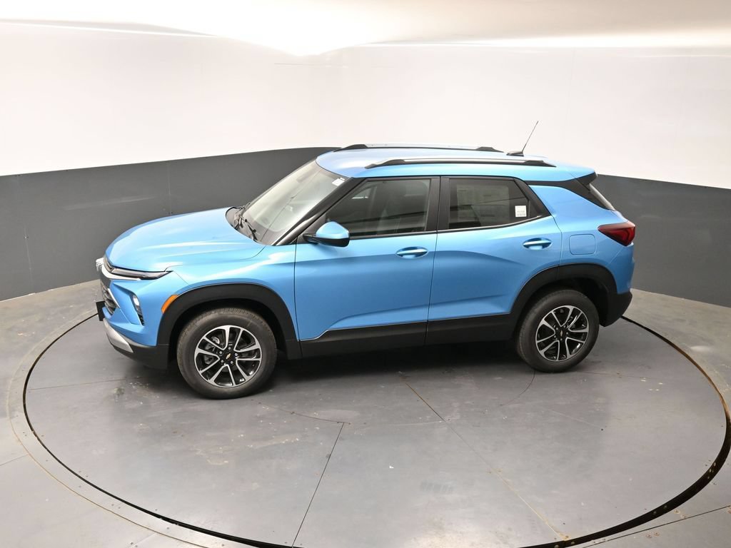 New 2026 Chevrolet TrailBlazer LT w/ LT Cold Weather Package AWD/4WD image 39